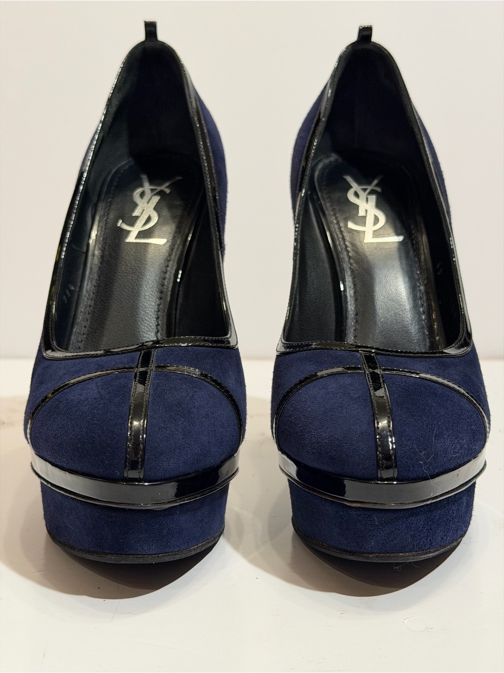 ✨Authentic✨ Saint Laurent Navy Suede Platform Pumps with Black Patent Trim